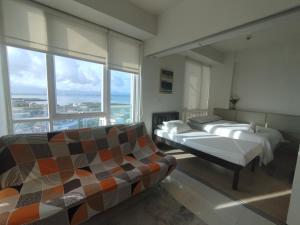 Mactan Newtown Seaview Condo by FJCIVO