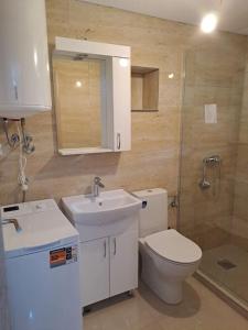 Stara kamena kuca Lustica