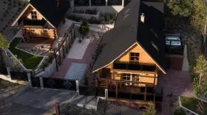 Stylowe Beskidy - luksusowe domki z saunami i jacuzzi - Przyłęków