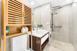 Coastal Escape in Broadbeach