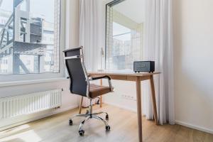 Blueground Prague 7 furnished close to offices PRG-22