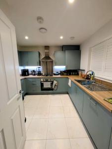 Luxury 3 bed home in Whitstable with parking