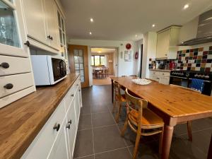 Beachfront Bliss at Laughing Water - Pass the Keys