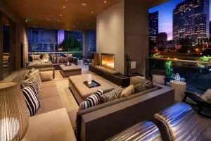 W Bellevue - Mercer Island