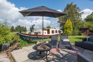 Houseboat Vinkeveen - Ubytování bez kategorie ve městě Vinkeveen
