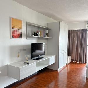 City view on hight floor