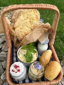 Niebieski Domek nad jeziorem Mazurskie klimaty