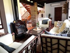 Villa Trompetilla Montes de malaga with Yoga studio and Spa