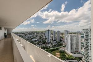 Piso 24 vista al mar 2BR