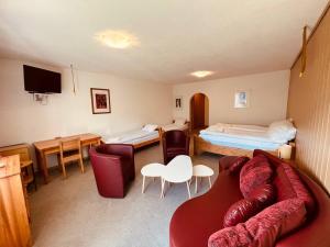 SKY Rooms, Mountainous View