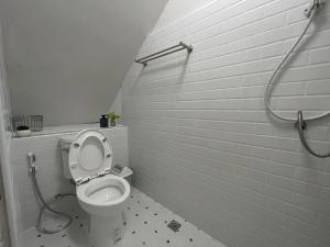 Haiya Guesthouse room 4 - Shared Bathroom