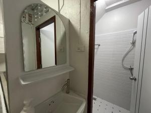 Haiya Guesthouse room 4 - Shared Bathroom