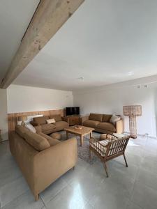 Maisons de vacances Gite La Famille 4 etoiles Domaine Grange Lecomte : photos des chambres