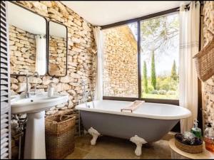 Chambre dans bastide au milieu des vignes