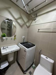 Vince Cozy Staycation