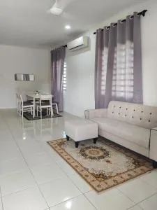 Double N Homestay - Kampong Bandar Lama