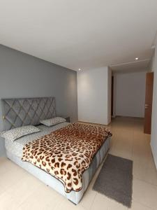 Urban Oasis Near Downtown Perfect Location and Comfort