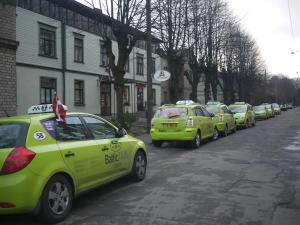 Easy Stay Apartments