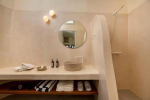 Villa Finika Santorini