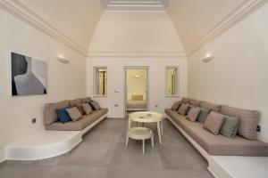 Villa Finika Santorini