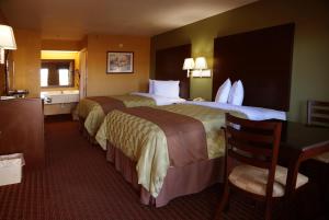 Executive Inn Opp