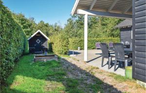 Awesome Home In Ebeltoft With Wifi