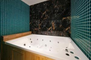 Phat Diem Plaza Hotel