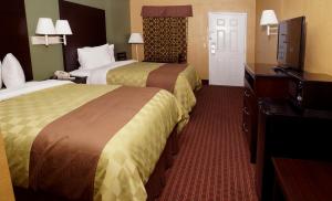 Executive Inn Opp