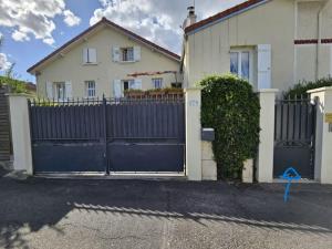 Appartements logement entier independant dans maison : photos des chambres
