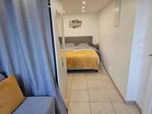 Appartements logement entier independant dans maison : photos des chambres