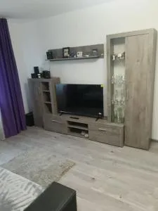 Apartament 3 camere zona discretă - 克勒拉希