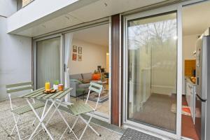 Appartements Parenthese Urbaine -1mn Metro - Paris - Wifi - commerces - balcon vue calme- travail - famille : photos des chambres