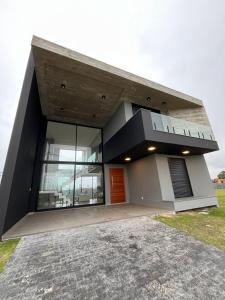 Casa moderna e aconchegante