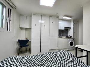 ST Cozy accommodation near Soongsil University Station