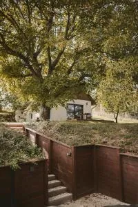 Suttogó Vendégház - 陶马希