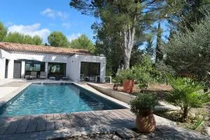 Villa design Mazanel, piscine, vue Mont Ventoux et plaine, climatisation - Mazan
