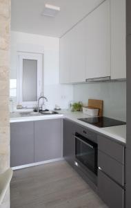 Superb beachfront apartment 