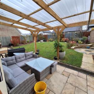 Spacious Twin Bedroom in Listowel