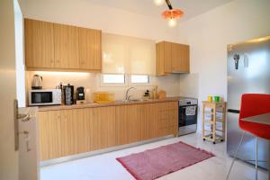 Seclusion, Privacy and 2 bedroom Luxury in Glyfada