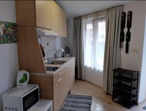 Студио в близост до църквата и центъра на града