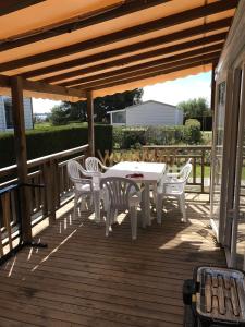 Campings Vue sur lac, 40 M2, 3 ch, 2 SDB pour votre confort : photos des chambres