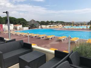 Campings Vue sur lac, 40 M2, 3 ch, 2 SDB pour votre confort : photos des chambres