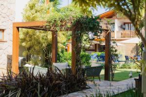 Kalug - 2 suítes em Cond Exclusivo Prox a Praia