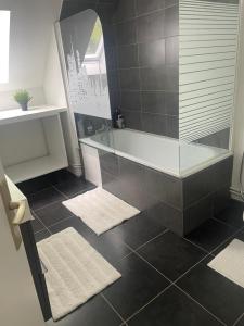 Belle maison à proximité de Château de Versailles avec parking