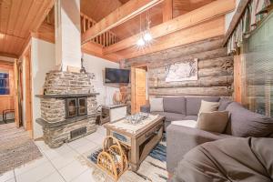 Kiiruna Levi Center by Aavalevi