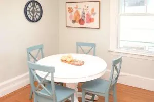 Jennifer's College Hill Apartment Close to Everything - 普罗维登斯