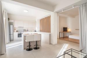 Oculus Kallithea Creators Hub&Suite by Live&Travel