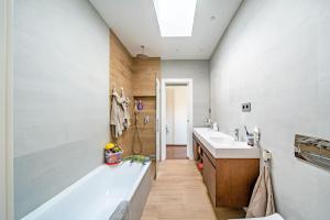 VillaSpainExperience con piscina climatizada