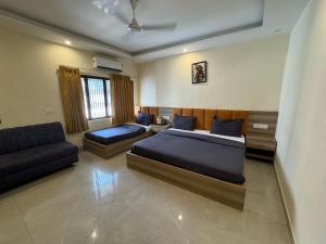 Hotel Shiv Inn By T And M Hotels