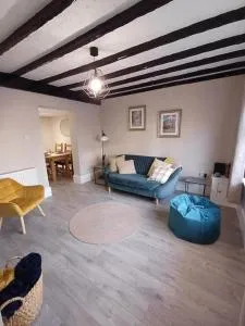 The Pritchards close to Uttoxeter races & JCB - Uttoxeter